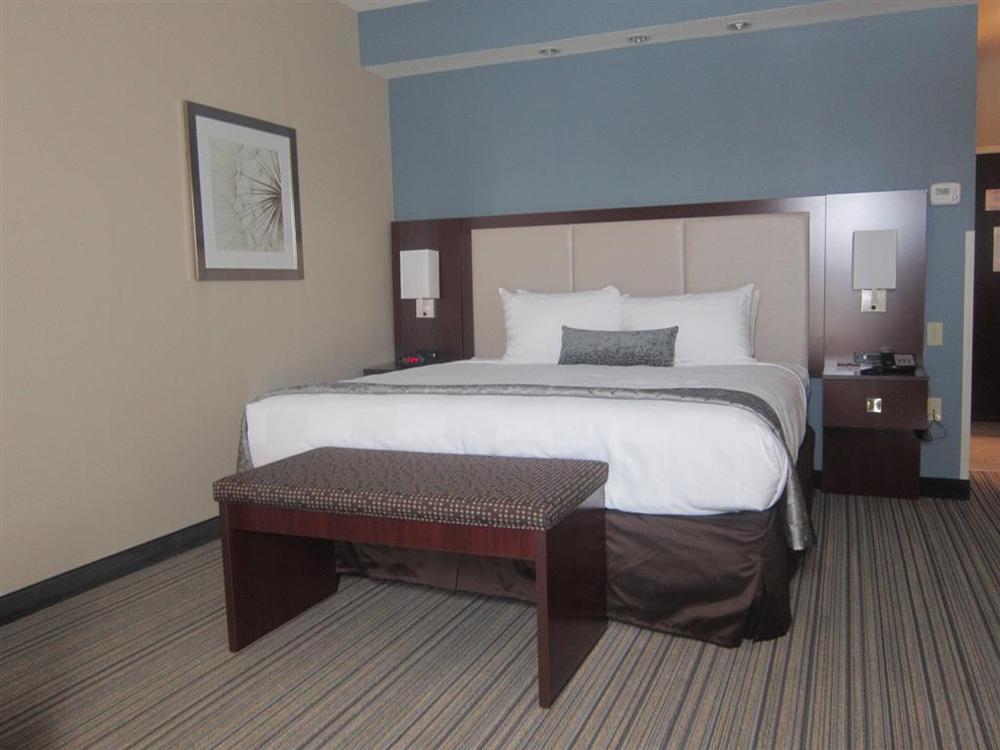 Best Western Plus Boardman Inn & Suites Поланд Номер фото